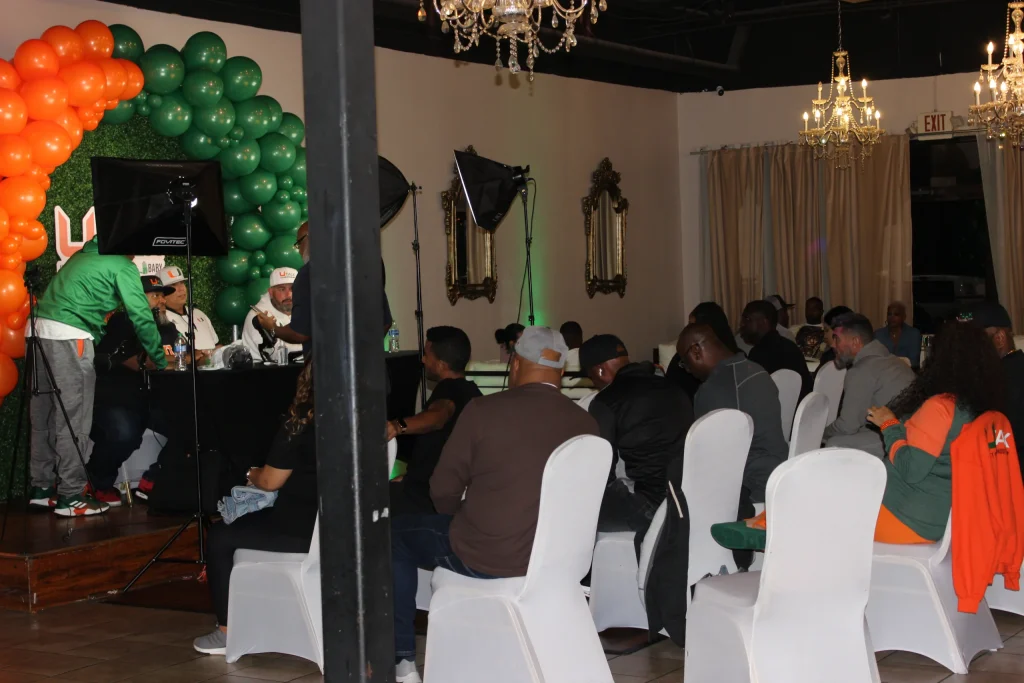 U Talk Bash 1 photo 25